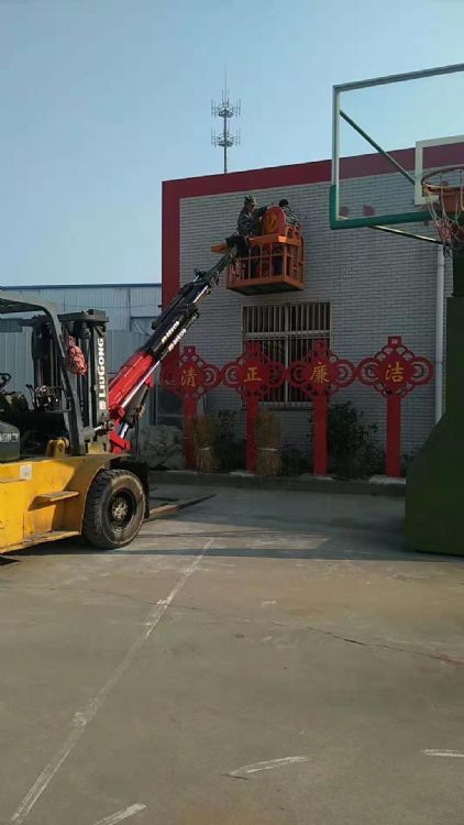 ����5�����L(zh��ng)�w�۵�