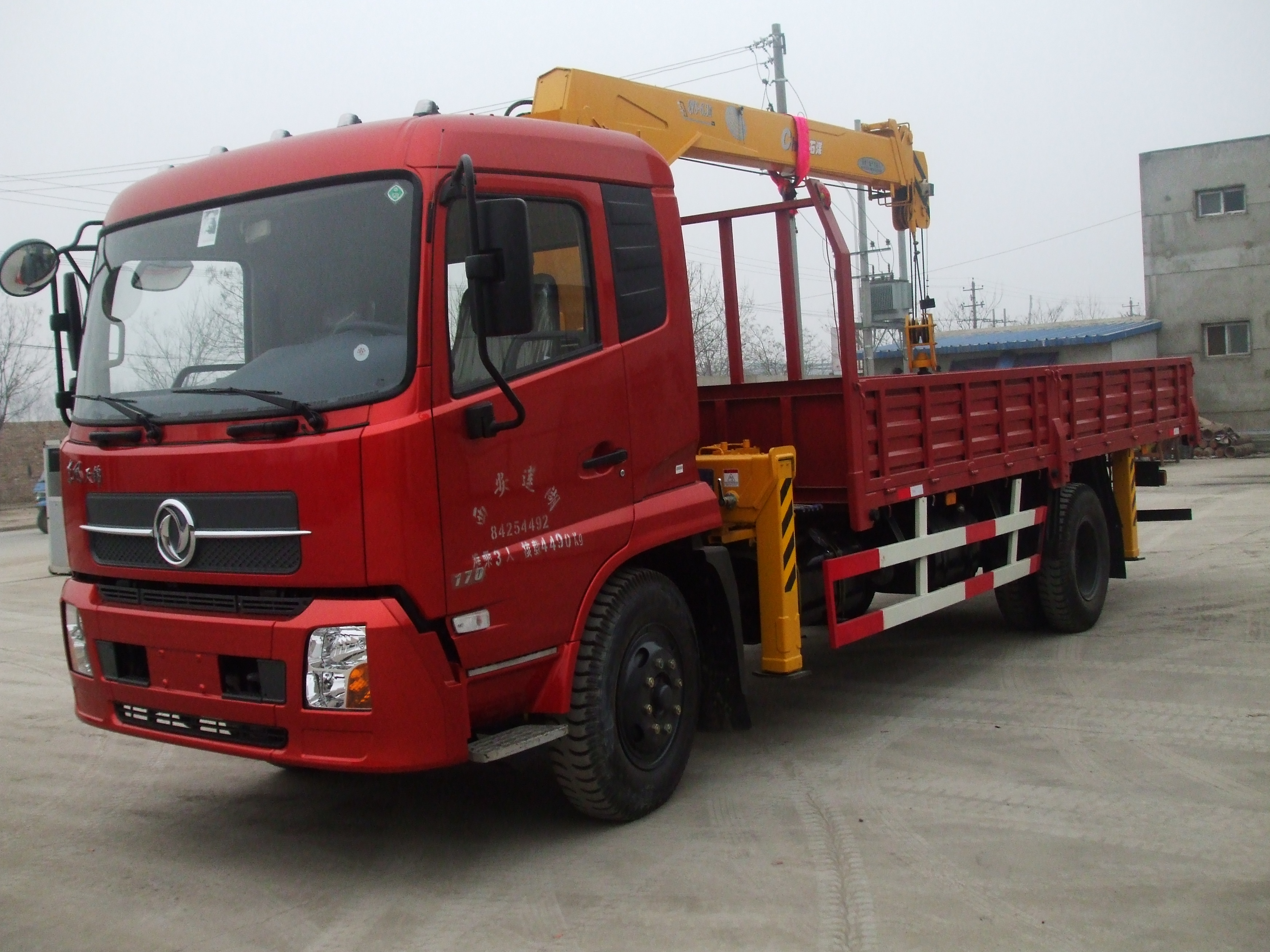 6.3噸隨車吊 6.3噸隨車吊