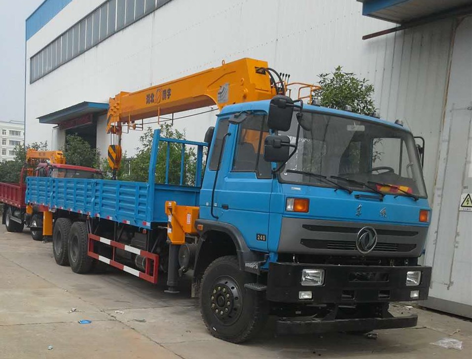 隨車吊廠家直銷 隨車吊廠家直銷