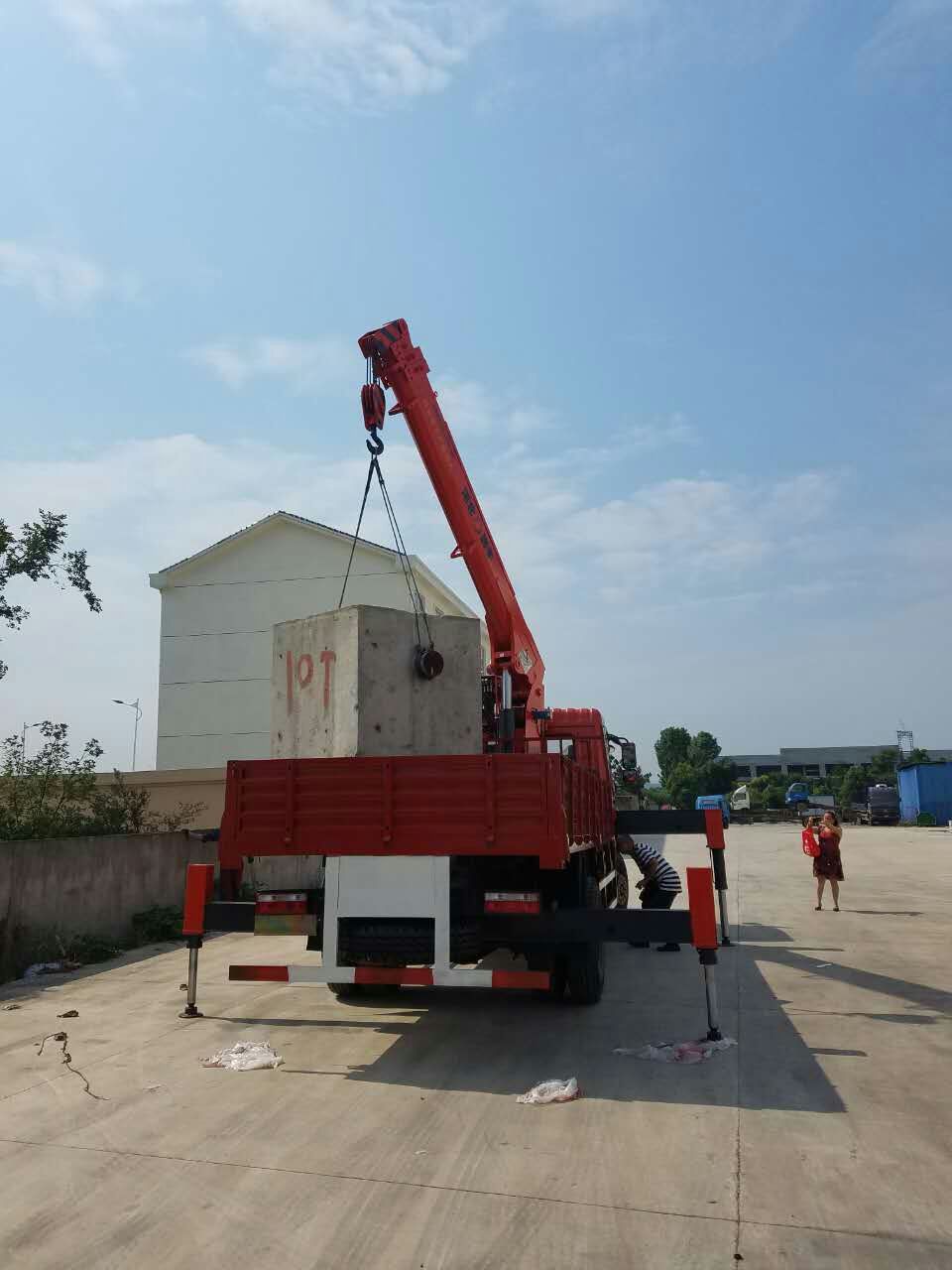 10噸隨車吊 10噸隨車吊