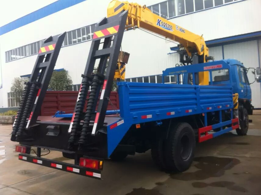 隨車吊平板帶滑梯 隨車吊平板帶滑梯