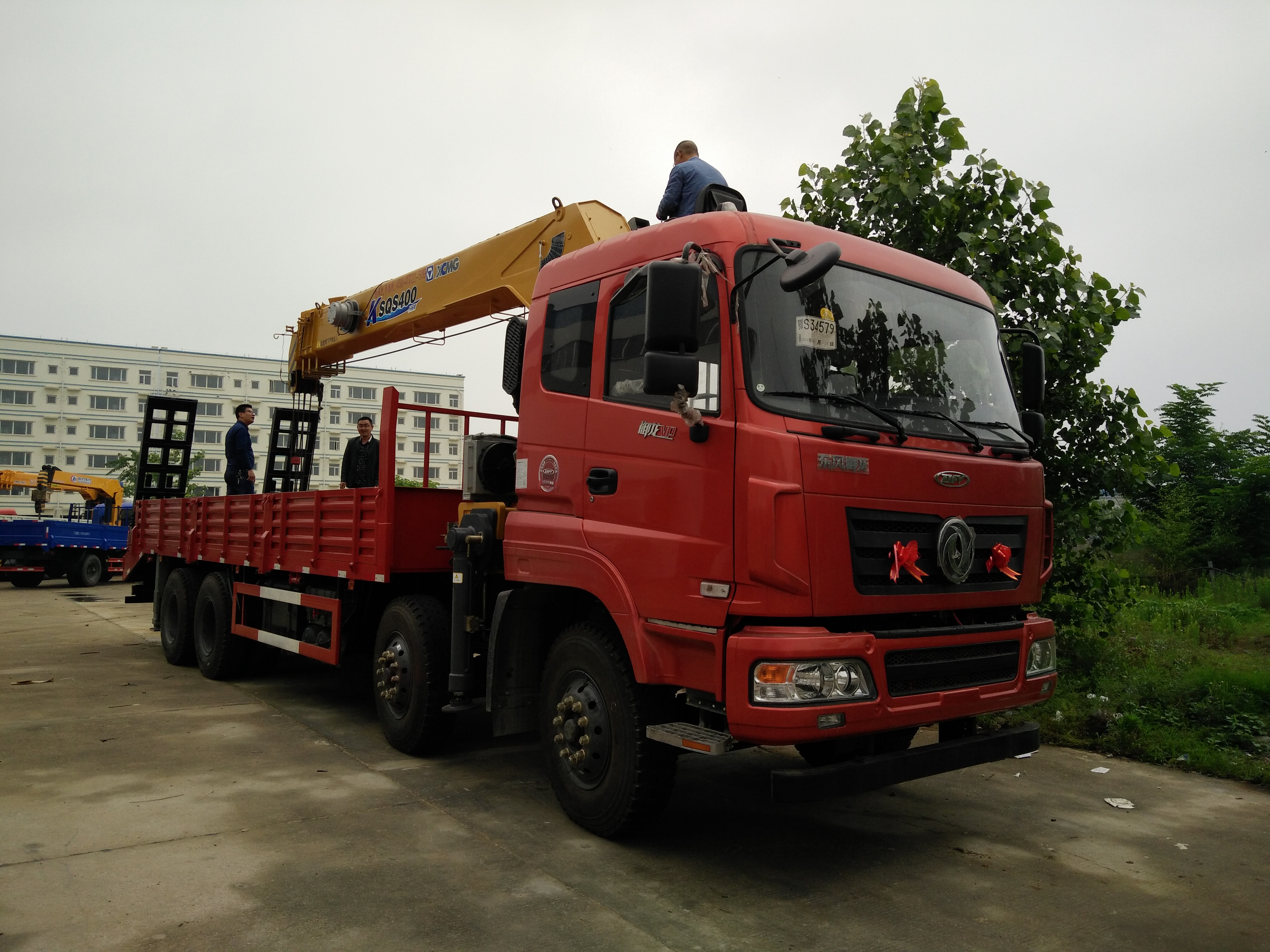 平板運(yùn)輸隨車吊 平板運(yùn)輸隨車吊