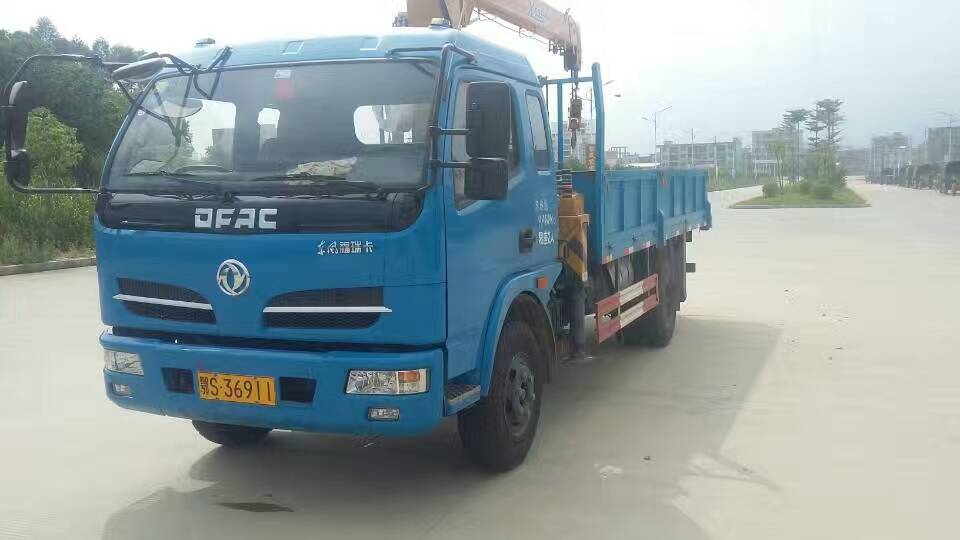 東風(fēng)隨車(chē)吊 東風(fēng)隨車(chē)吊