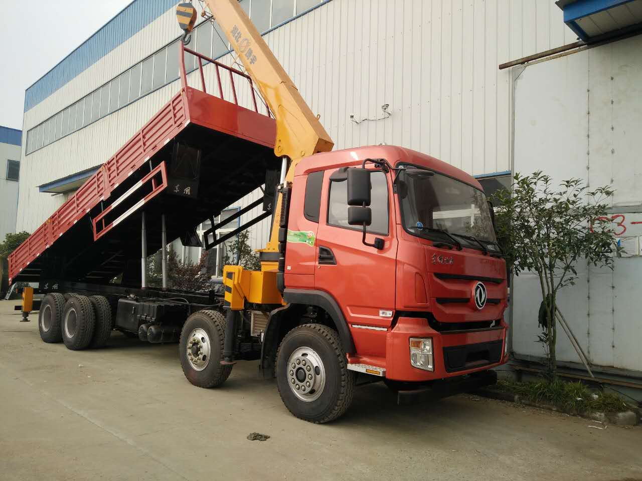 自卸隨車吊 自卸隨車吊