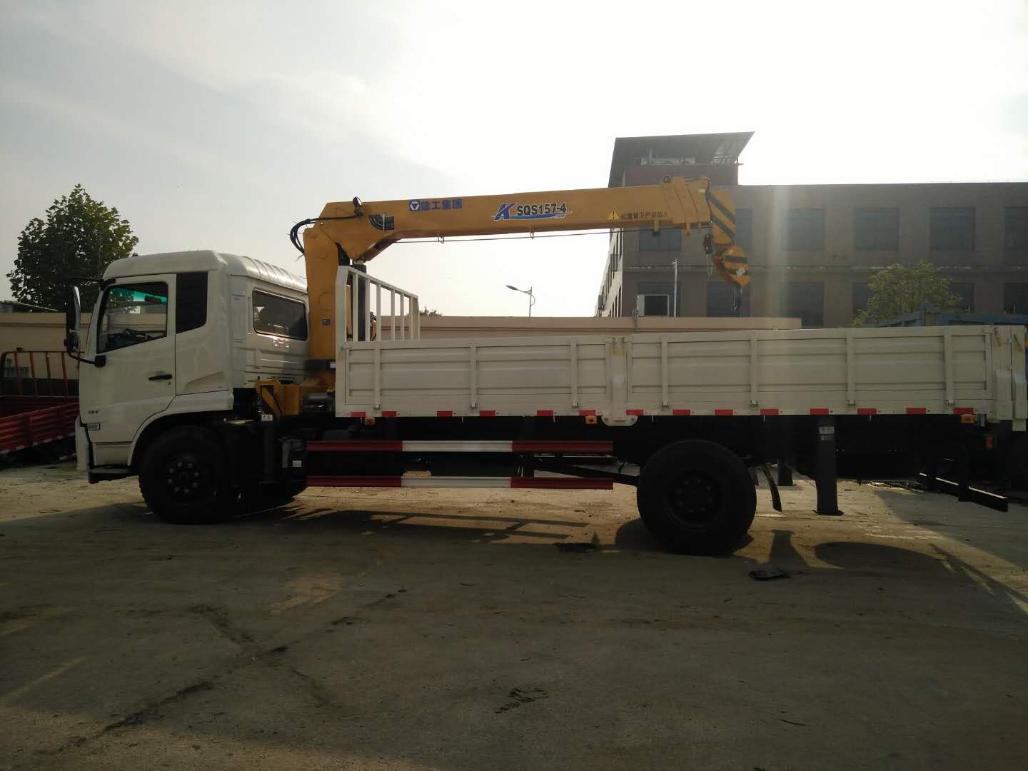 天錦隨車吊 天錦隨車吊