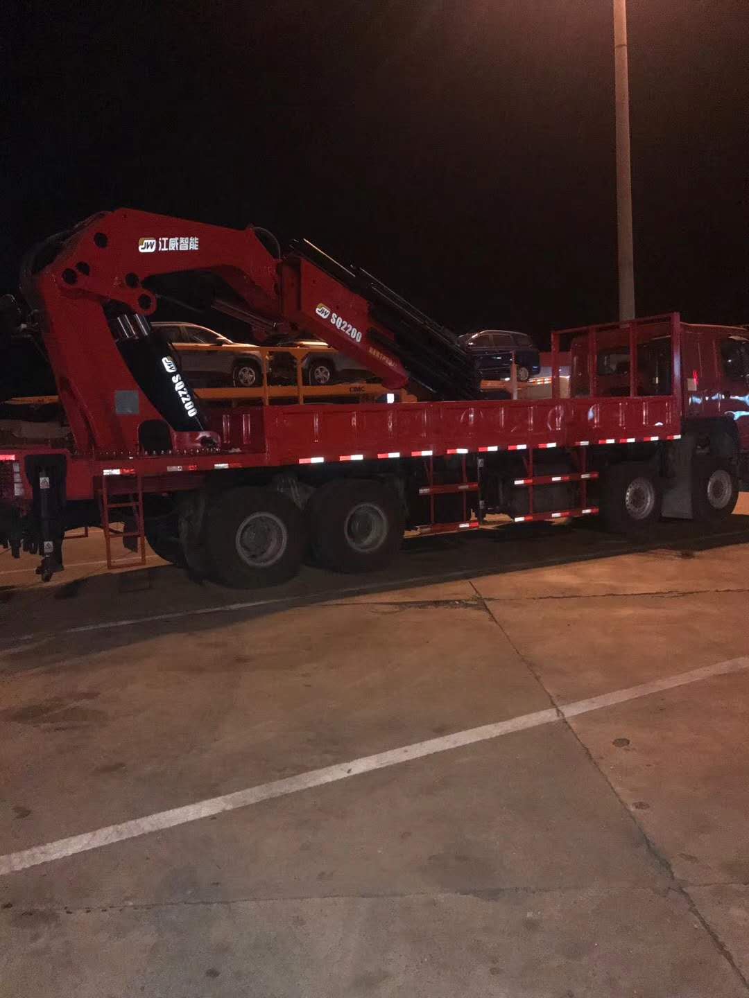 全折臂<a href='http://www.salesmust.com'>隨車吊價格</a> 全折臂<a href='http://www.salesmust.com'>隨車吊價格</a>